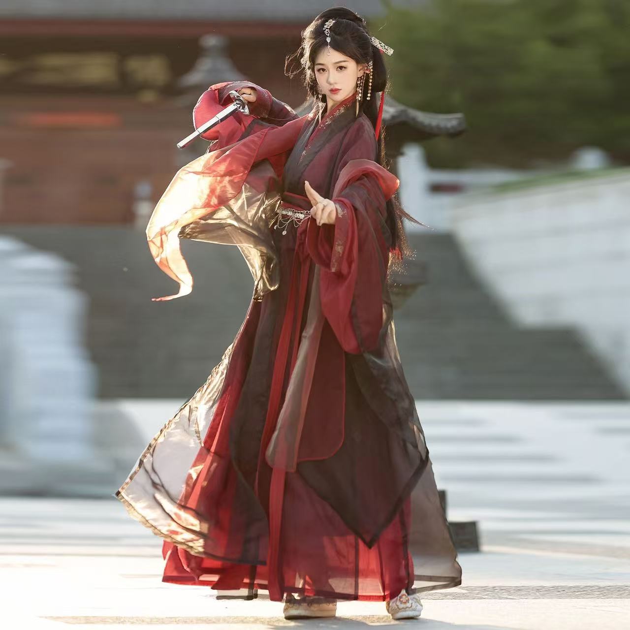 Robe longue traditionnelle Hanfu pour femmes, période de guerrier pré-ancienne, noire et rouge, classique, soldat Mulan, vêtements de Cosplay pour Halloween