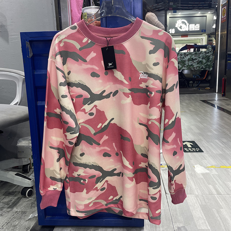 Hommes femmes Couple décontracté rose Camouflage Patta à manches longues T-Shirt de qualité supérieure confortable Base de gaufre T-Shirt avec étiquettes