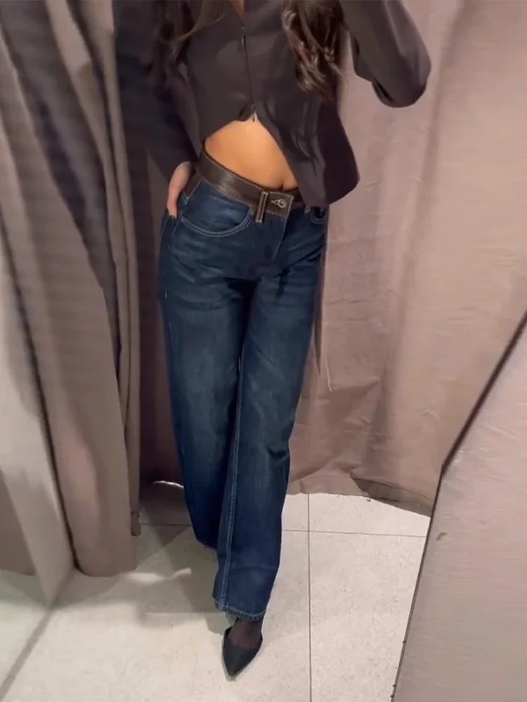 Jean pour femme taille haute, coupe large, avec poches contrastantes en cuir marron, style décontracté, en denim, collection printemps
