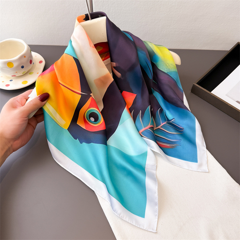 Élégant foulard carré de luxe imprimé oiseaux pour femme, châle de plage tendance, hijab, écharpe, bandana élégant