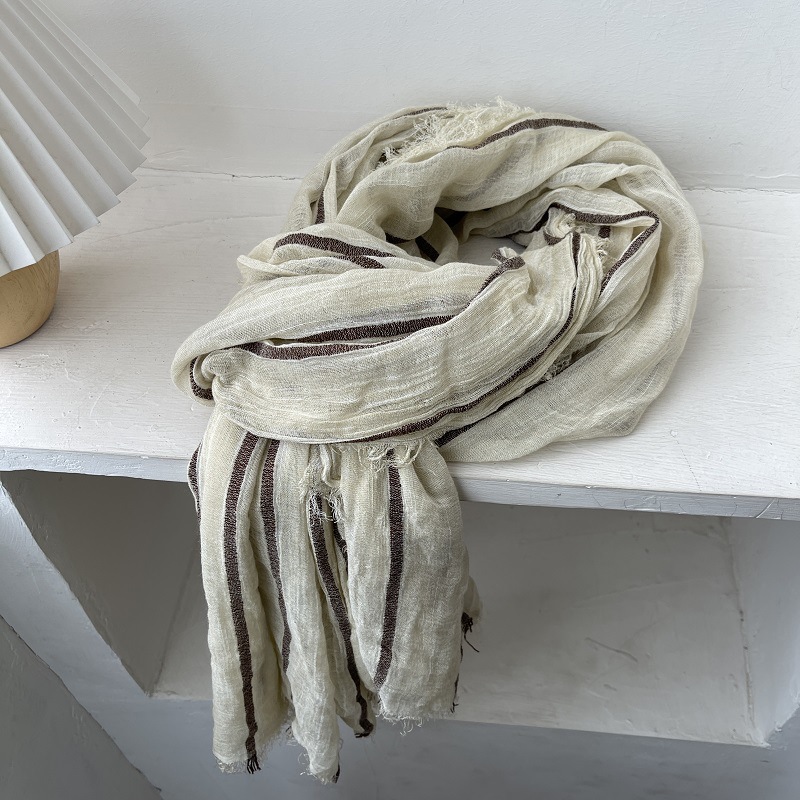 Écharpe en coton et lin rayée de style japonais pour femme, respirante, simple, pour le voyage, longue, douce, châle et étole, avec pompon court, Bufanda