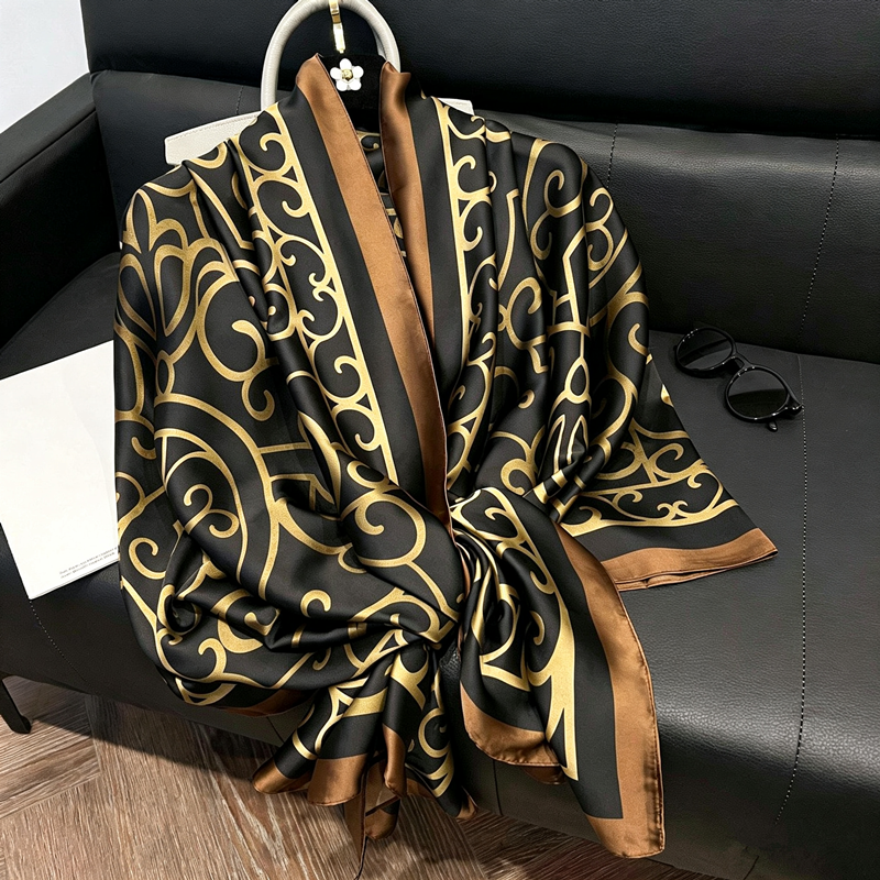 Écharpes de protection solaire pour couple, style mode, châles d'hiver pour femmes, écharpes en cachemire de luxe, pour cadeau, nouveau modèle 180x90CM, hijab en soie chaude