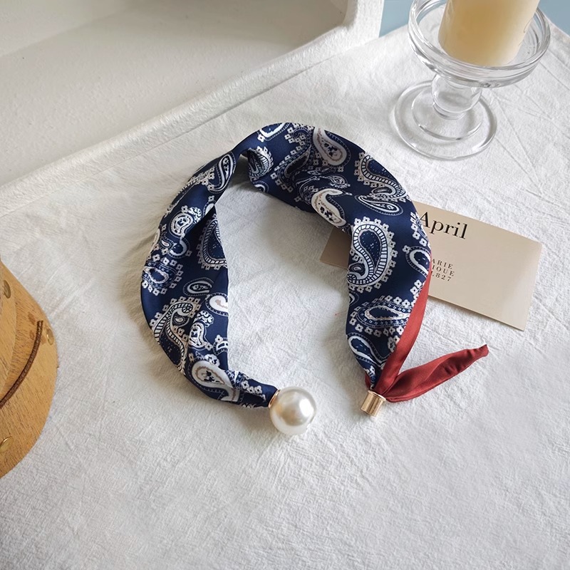 Foulard carré en soie de luxe pour femmes, mouchoir imprimé, collier de perles, boucle magnétique, enveloppes de cou, foulards croisés, Triangle