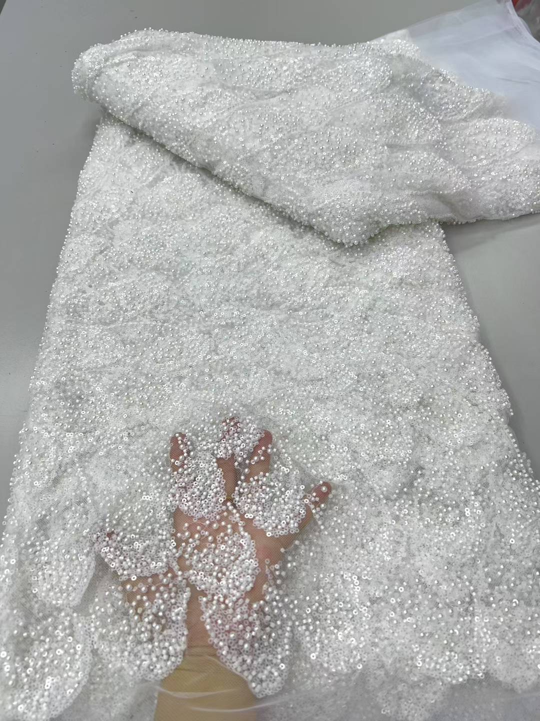 Nouveau Design de mode afrique nigérian motif artistique broderie à la main paillettes offre spéciale perles françaises Tulle dentelle pour robe de soirée