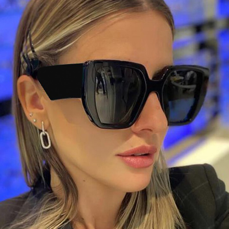 Nouvelles Lunettes de Soleil Carrées de Luxe Tendance pour Femme, Style Rétro Oversize, Monture Large Noire, Protection UV400, Oculos Sexy