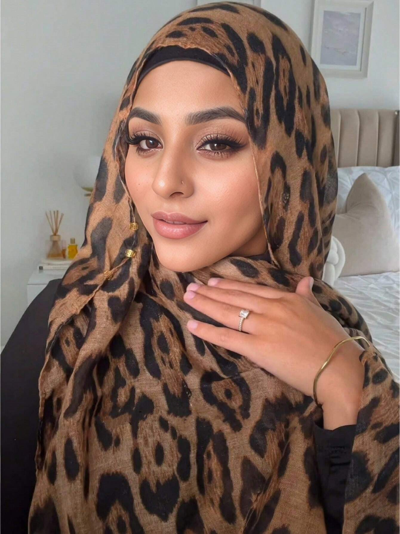 Foulard Hijab léopard pour femmes, bandeau Bandana Vintage de luxe pour plage, mouchoir de 180cm de Long, accessoires musulmans bohème, nouvelle collection 2024