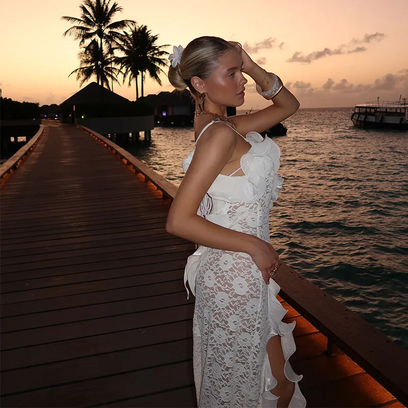 Robe longue de vacances en dentelle plissée, élégante et Sexy, fente haute, charmante, luxueuse, amincissante, robes de soirée, vêtements pour femmes, été