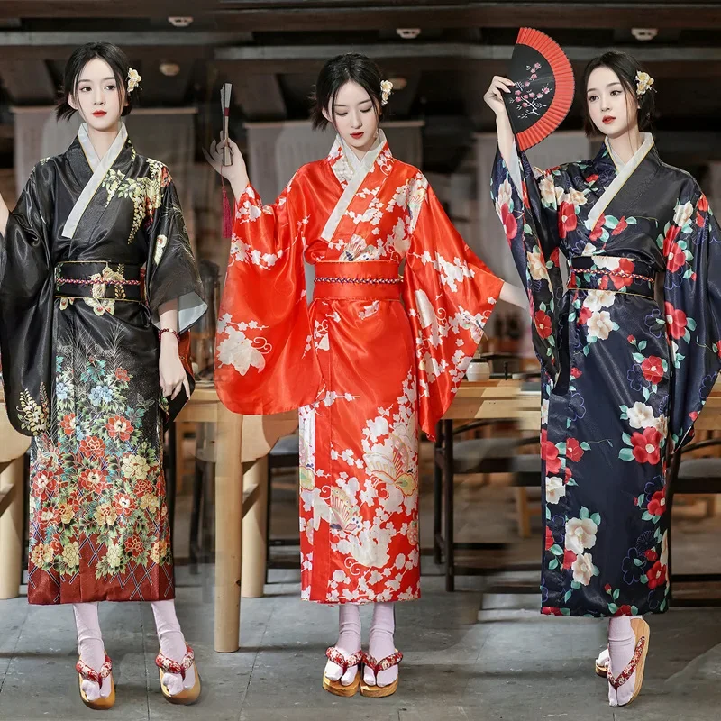 Robe de soirée kimono sexy pour femmes, costume de cosplay japonais, taille unique, à la mode, 2025
