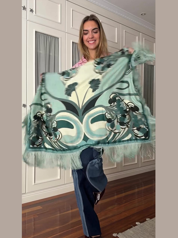 Nouveau Foulard Carré Imprimé à Paillettes 2026 pour Femme – Léger, Doux et Polyvalent, Accessoire Décontracté à Franges pour le Cou