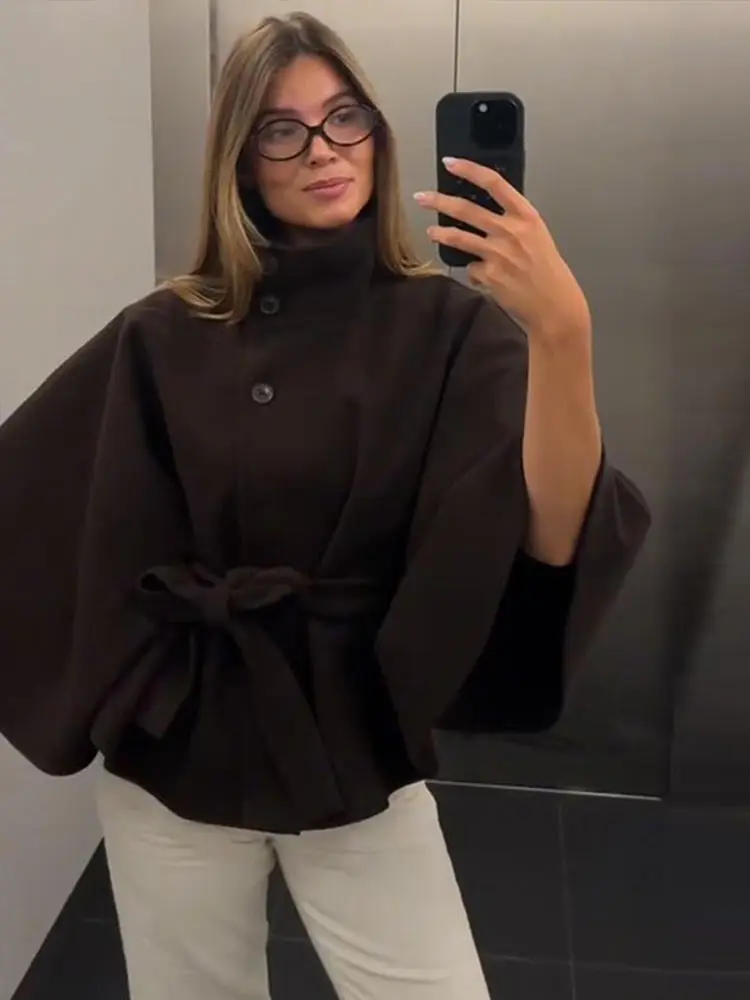 Manteau élégant pour femme, col montant, simple boutonnage, à lacets, couleur unie, mode automne 2026, manteau de ville pour femme.