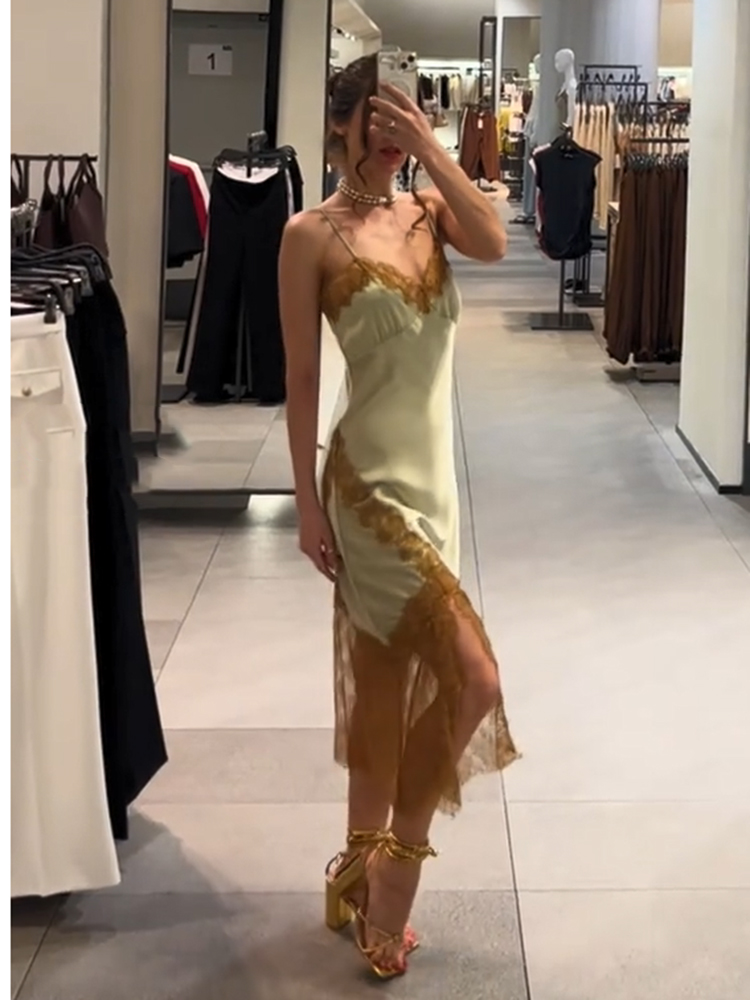 Robe de soirée fendue pour femme 2026, style mode, en satin et dentelle contrastante, patchwork, dos nu, sans manches, col en V