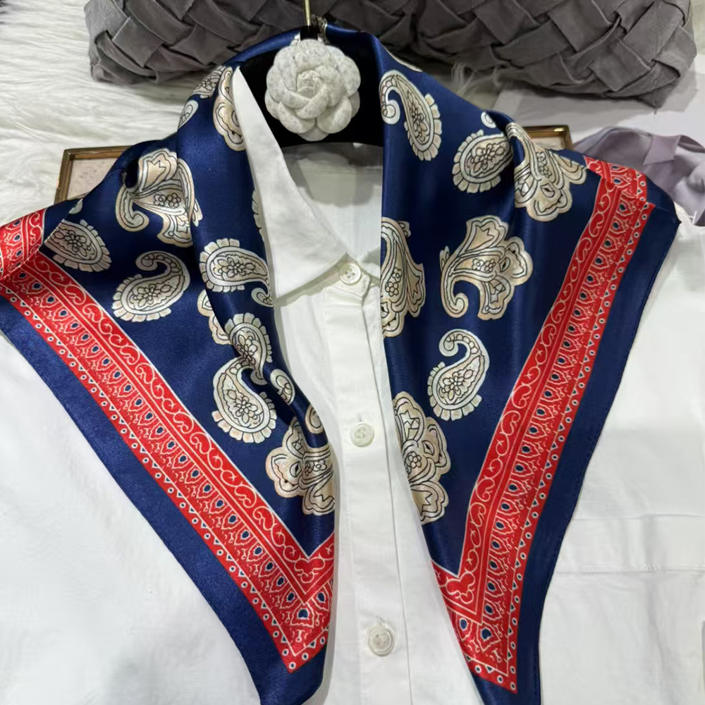 Rouge bleu femmes 100% foulard en soie de mûrier pour cheveux foulard printemps automne Pailsey Design petite soie carré cou foulards foulard