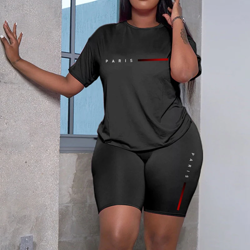 Ensemble de survêtement décontracté pour femme, collection été 2026, deux pièces, vente chaude, qualité tendance, t-shirts de sport à manches courtes et col rond, vêtements de tous les jours