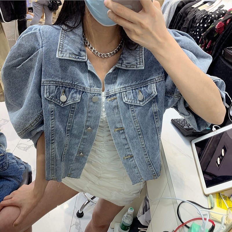 Mode coréenne femmes bleu Denim t-shirts hauts décontracté ample été femme Vintage manches bouffantes lanterne manches boutons 2025 été