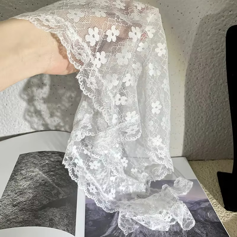 Foulard triangulaire rétro à fleurs pour femmes, bandeau carré, coiffure pastorale française coréenne, couvre-chef d'été en dentelle pour filles