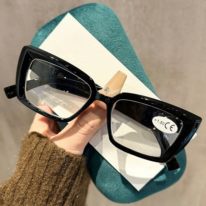 Lunettes de presbytie à petite monture carrée, verres transparents, mode Simple, lunettes de lecture pour personnes d'âge moyen et âgées