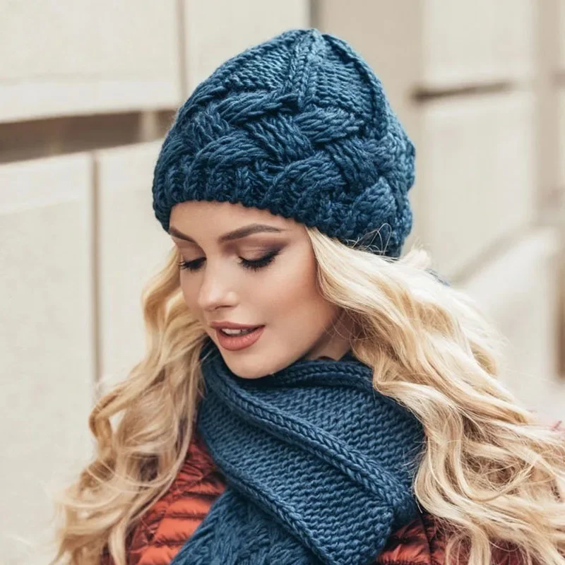 Nouveau chapeau d'hiver pour femmes bonnet tricoté épais Skullies chapeau automne extérieur chaud Streetwear casquettes rouge noir rose femme