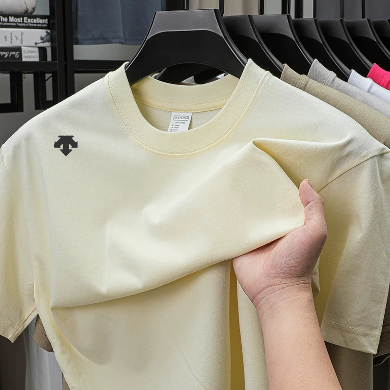 T-shirt basique de luxe pour homme 100 % coton, broderie minimaliste flèche sur l'épaule, doux et agréable pour la peau, manches courtes, pour le quotidien et les sports de plein air