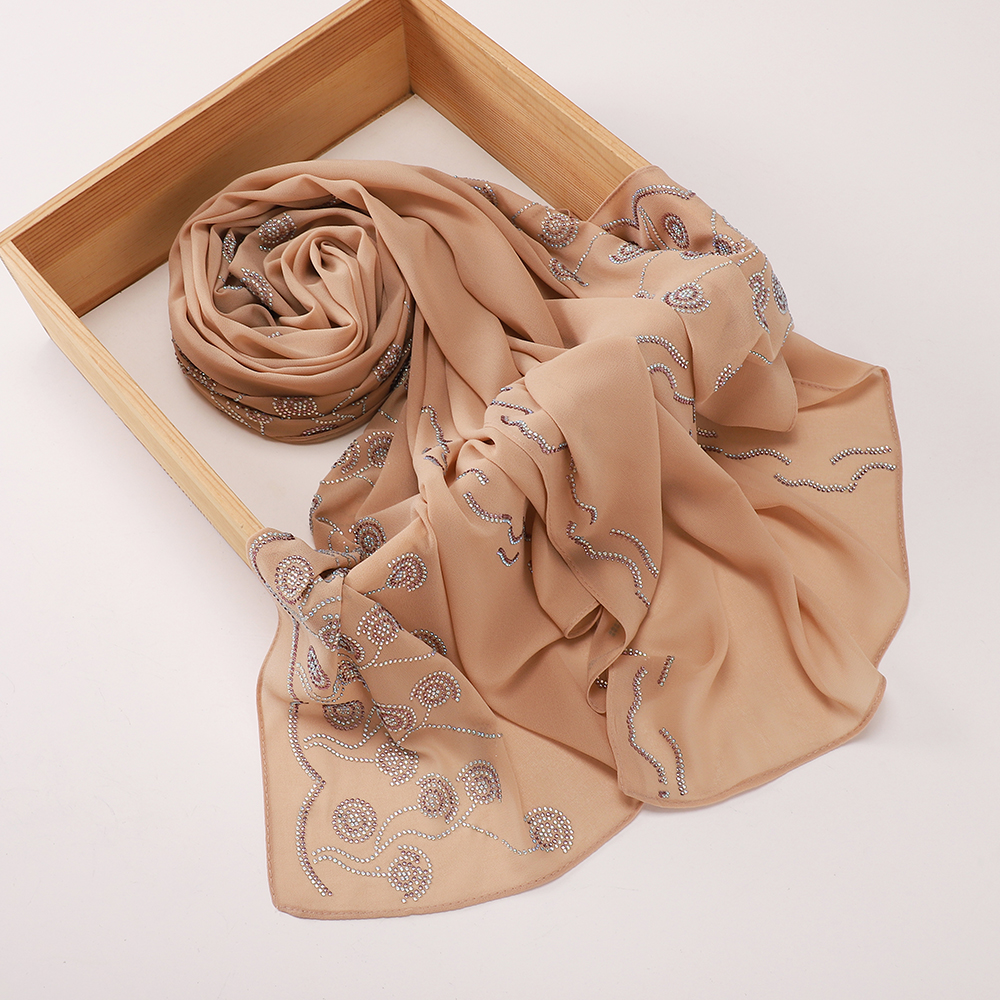 Hijab musulman en mousseline de soie orné de strass floraux, écharpe longue et douce, voile islamique, châle de mariage.