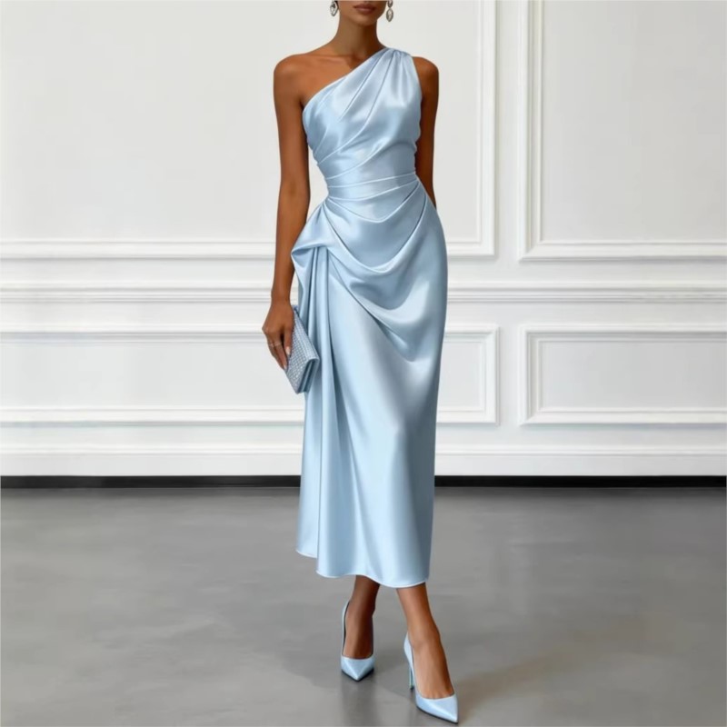 Nouvelle Robe de Soirée Plissée en Satin Haut de Gamme Sans Manches pour Femme, Modèle Sexy et Tendance pour l'Été 2026