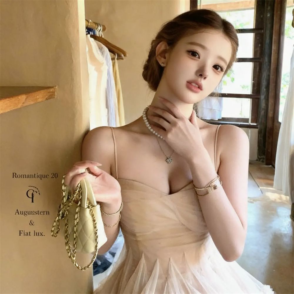 Robe Tutu Chic Française d'Été pour Femme avec Bretelles Fines, Taille Froncée, Tulle, Fleurs 3D et Ourlet à Volants – Style Quotidien et de Soirée