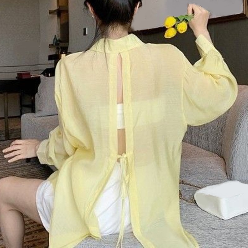 Femmes mode coréenne dos fendu à lacets chemises été mince à manches longues crème solaire chemise femmes décontracté ample vacances plage Blouse