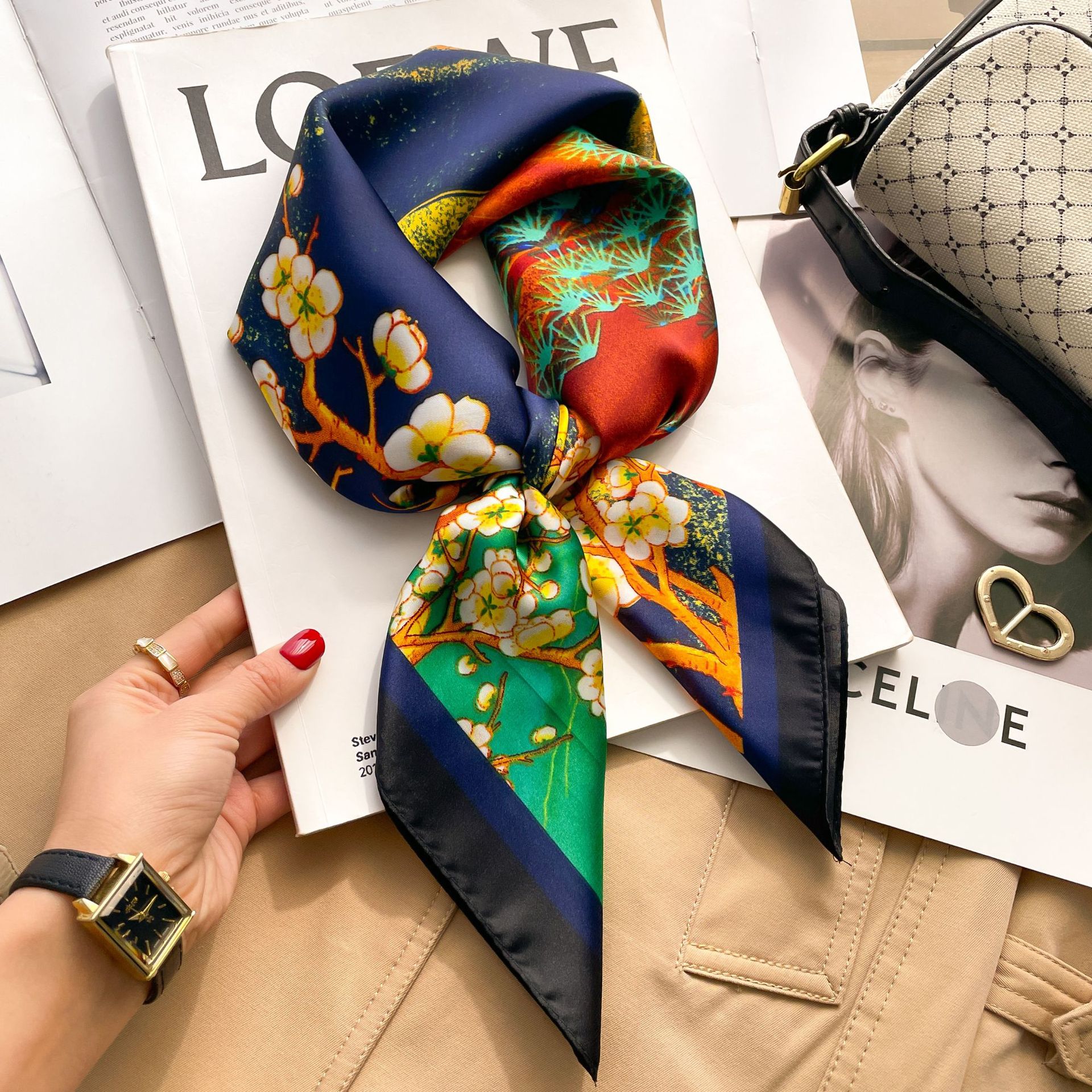 2025 luxe mode impression 70*70 cm soie carré écharpe femmes doux Satin bandeau Foulard cravate femme bandeau Foulard sac ruban
