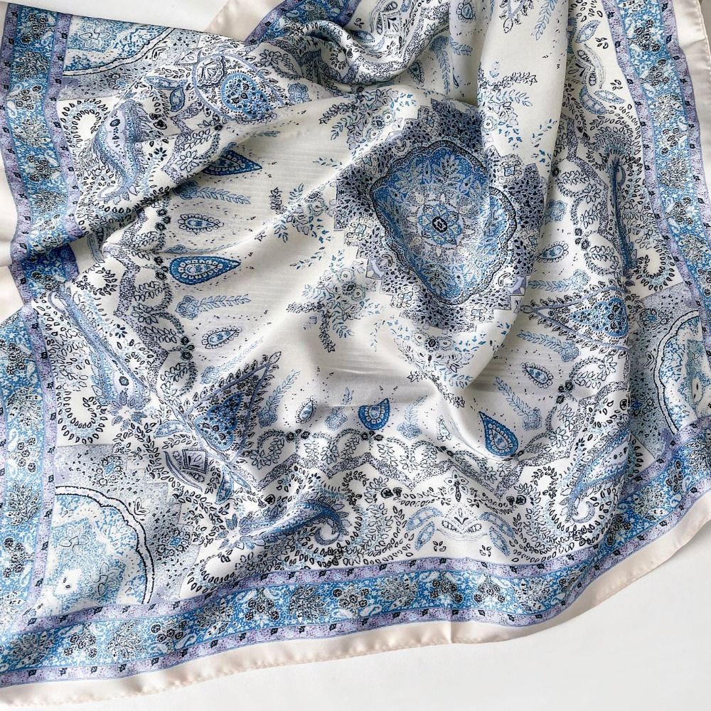 Écharpe carrée de luxe en soie 70*70cm, matière en soie, foulard en soie, texture douce, motif imprimé, écharpes en soie pour femmes et filles