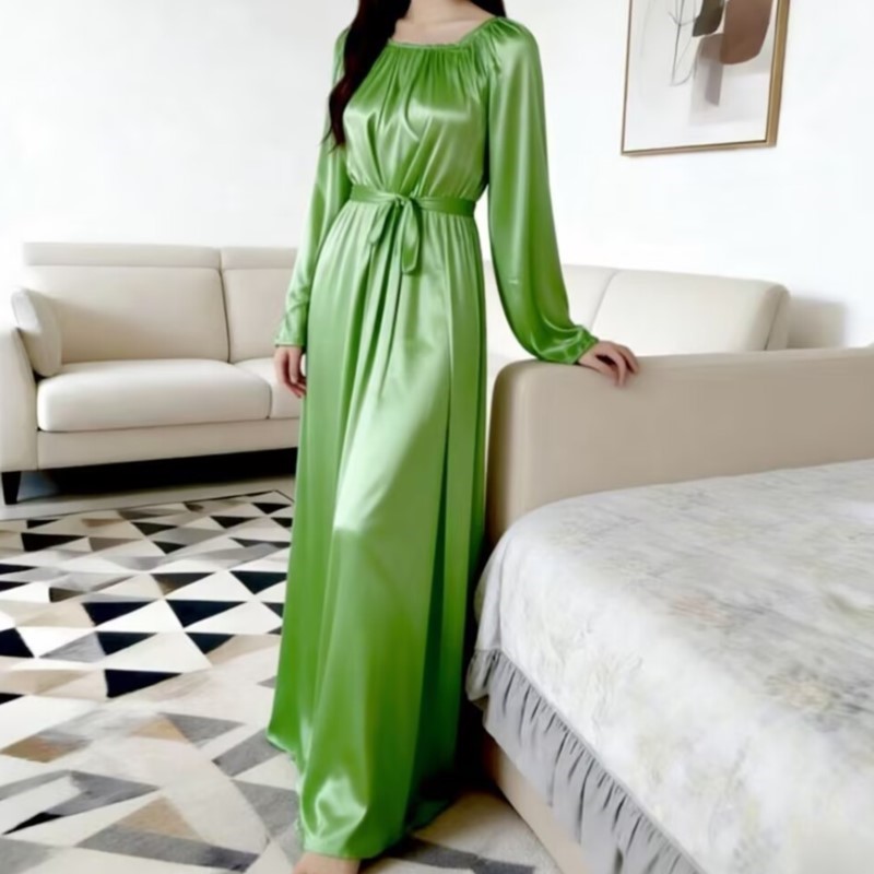 Robe de nuit unisexe en soie glacée brillante avec ceinture, longue robe en satin ample, robe maxi pull-over élégante, vêtements de nuit doux et soyeux
