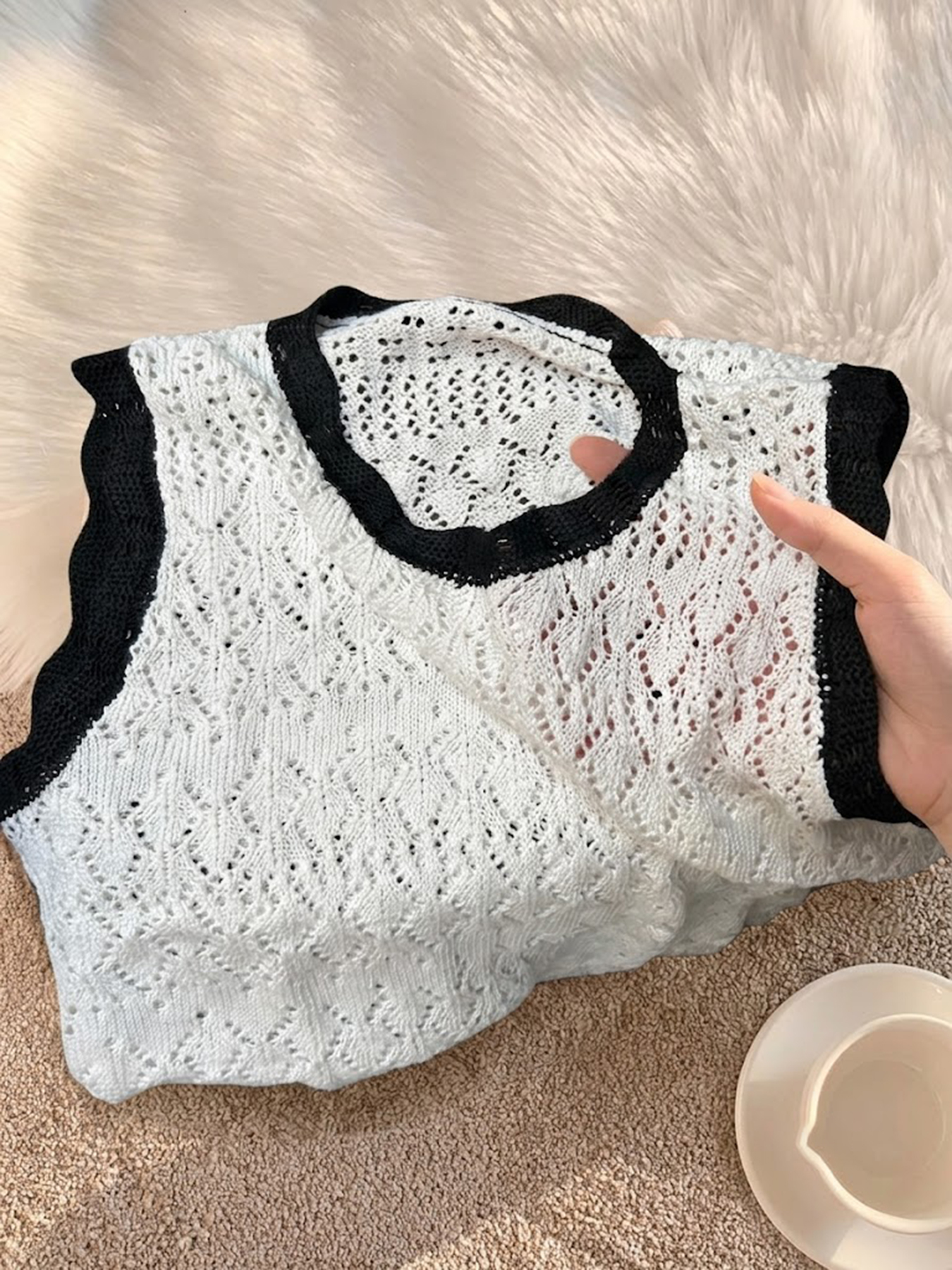 Style vacances d'été à la plage : Ensemble 2 pièces sexy pour femme, débardeur et short en maille sans manches, col ondulé, ajouré et color-block