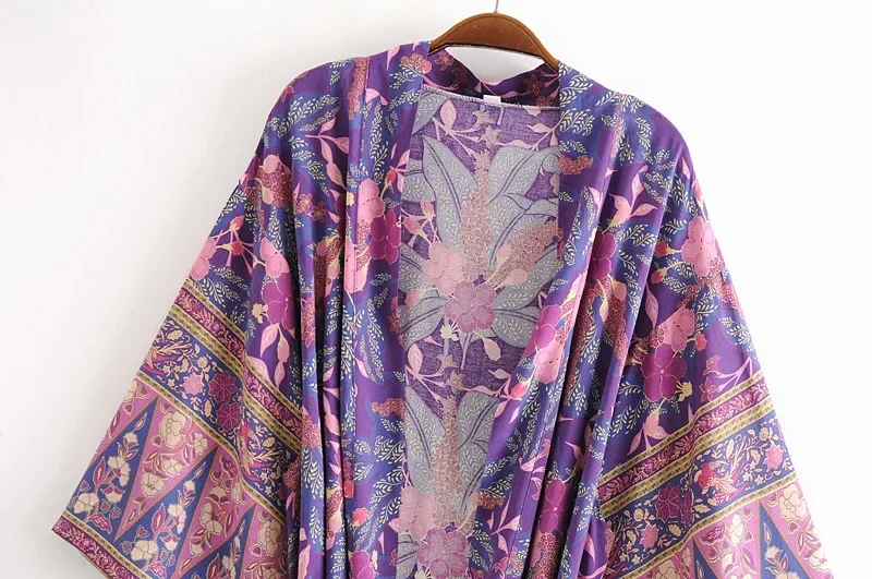 Kimono Vintage Chic pour femmes, imprimé Floral, ceinture, bohème, col en V, manches chauve-souris, rayonne, Maxi Robe, Cover-up