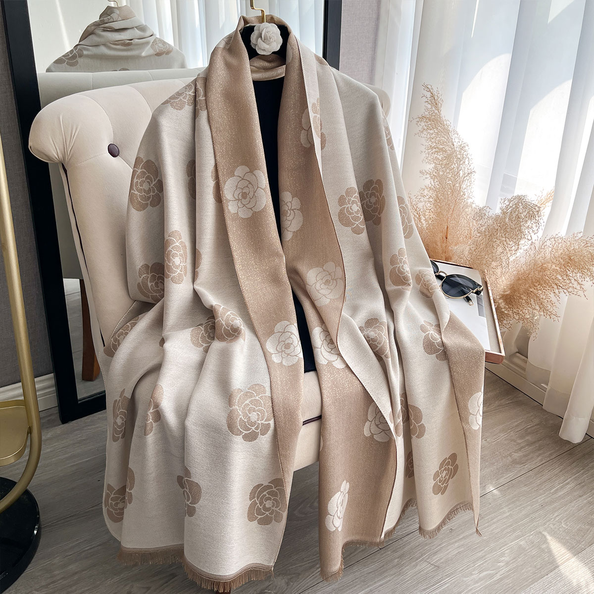 Nouvelles dames musulmanes Hijab fil doré longue écharpe printemps et automne Protection solaire écharpe camélia châle Foulard enveloppement Foulard
