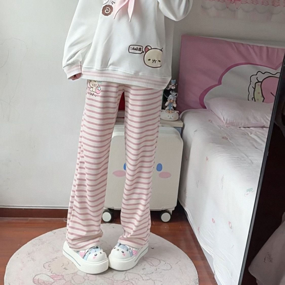 Pantalon droit japonais Kawaii Lolita pour femmes, pantalon décontracté à rayures avec broderie de dessin animé, pantalon féerique mignon esthétique Y2k pour filles