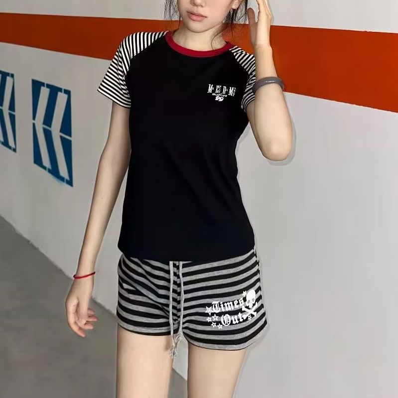 Shorts pour femmes, pantalons courts décontractés, mode Y2k, nouveaux modèles 2026, bas tendance, imprimé crâne rayé, shorts chics