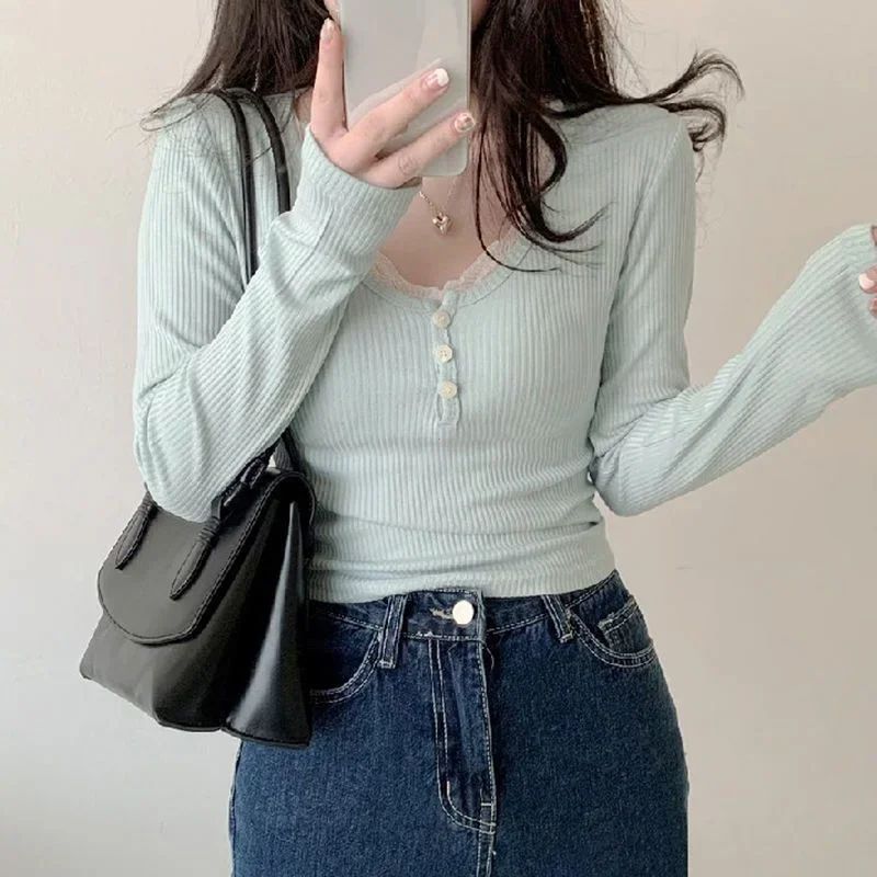 T-shirts à manches longues pour femmes, Slim, boutons en dentelle, Kawaii, Y2k, hauts décontractés, pulls, nouvelle collection printemps 2024