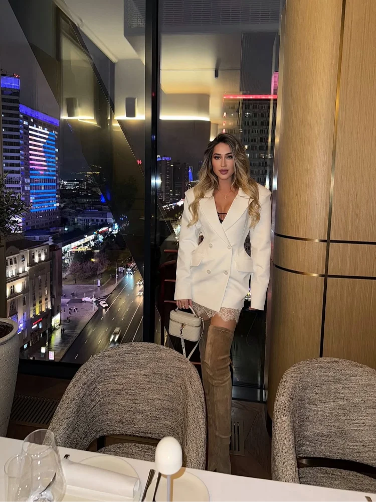 Chic blanc taille cintrée Robe femmes mode manches longues col en v profond Double boutonnage Mini Robe 2025 dame haute rue Robe nouveau