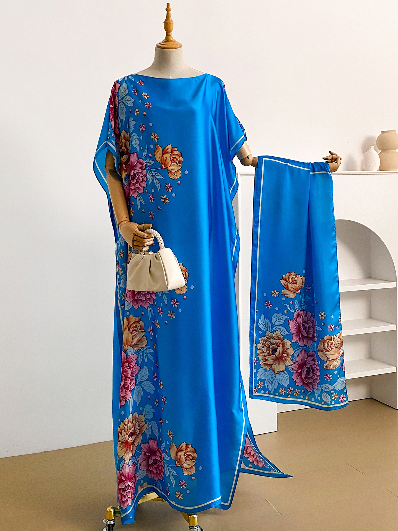 Abaya en satin imprimé floral avec foulard, kaftan maxi ample pour femmes musulmanes africaines, tenue d'été pour la plage et les vacances