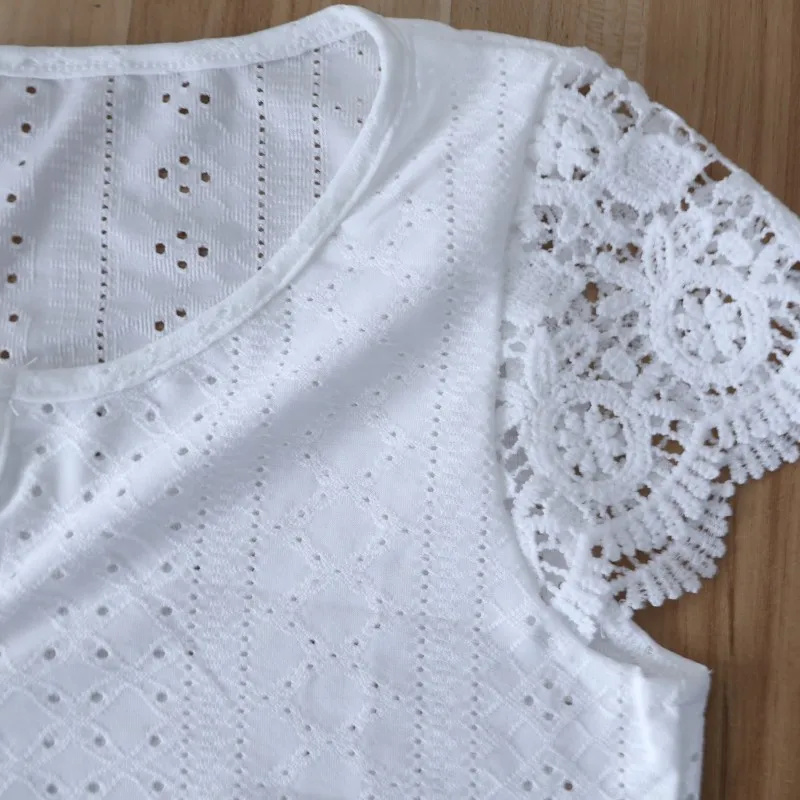 Femmes été mode Blouses hauts dentelle Patch boutonné décontracté col en v à manches courtes plaine quotidien Blusas chemise vêtements