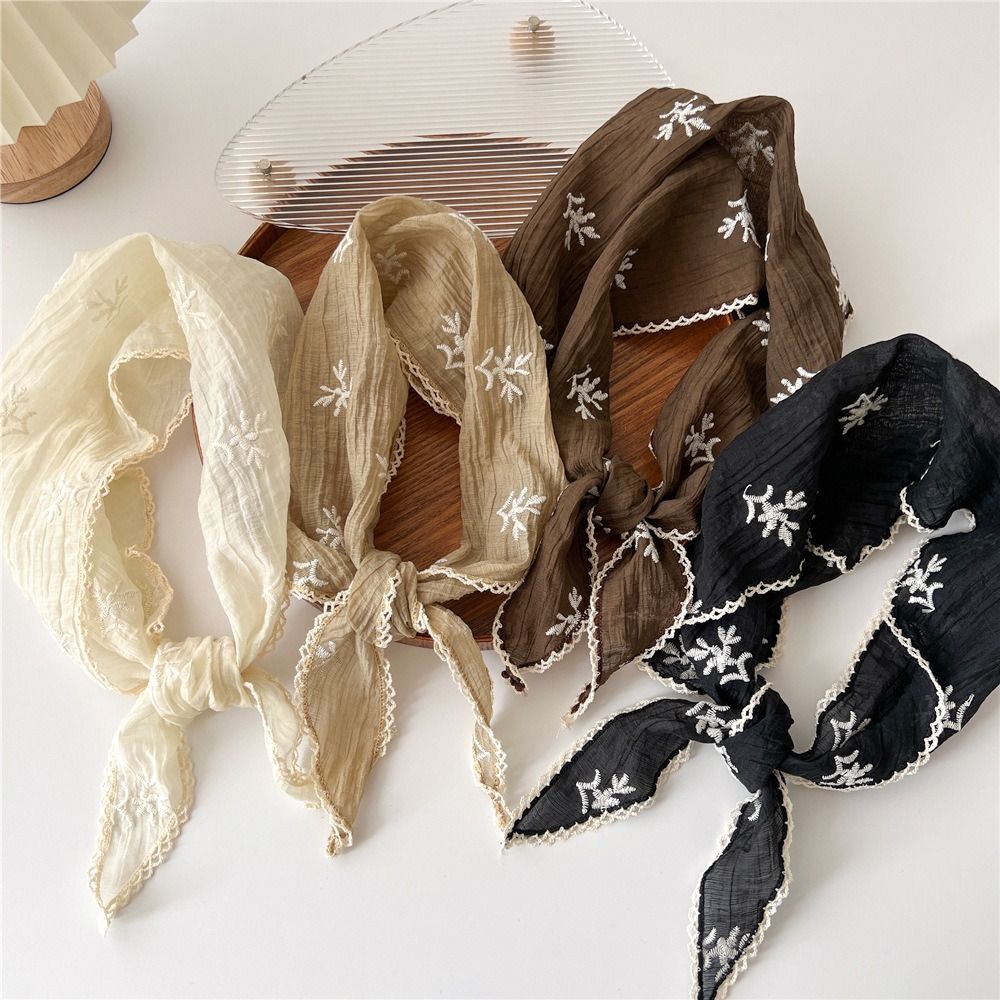 Foulard de tête style pastoral en dentelle florale, bandeau triangle doux en coton et lin, bandeau Y2K, bandana bohème pour femme