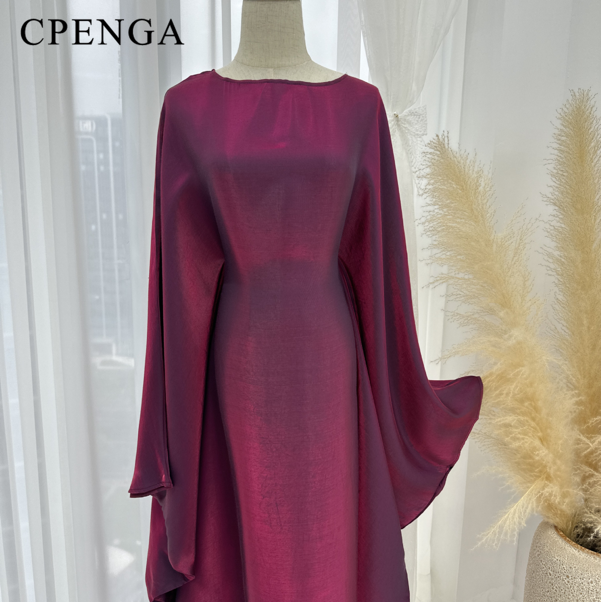 Robe Modeste de Luxe pour Femmes Musulmanes, Abaya de Dubaï, Vêtements de Fête Arabes, Tenue de Voyage et de Vacances, Kaftan Turc Tendance 2025 pour le Ramadan