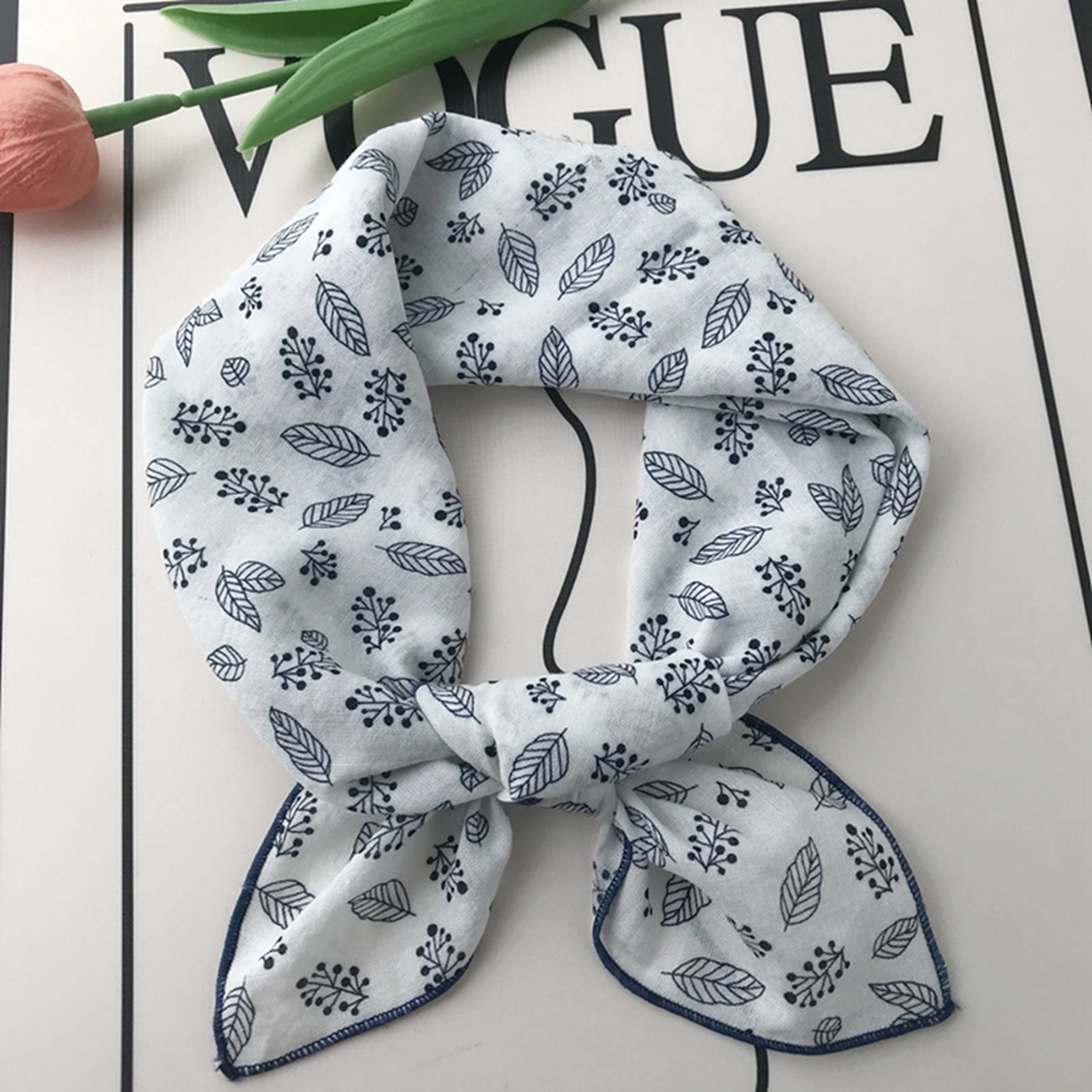 Écharpe fine en coton version coréenne, nouvelle collection printemps, motif floral, petit carré, polyvalente, protection du cou, décorative pour femme