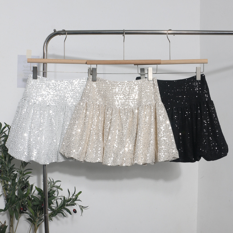 Nouvelle jupe courte trapèze à sequins pour femme, été 2026, sexy, élégante et amincissante