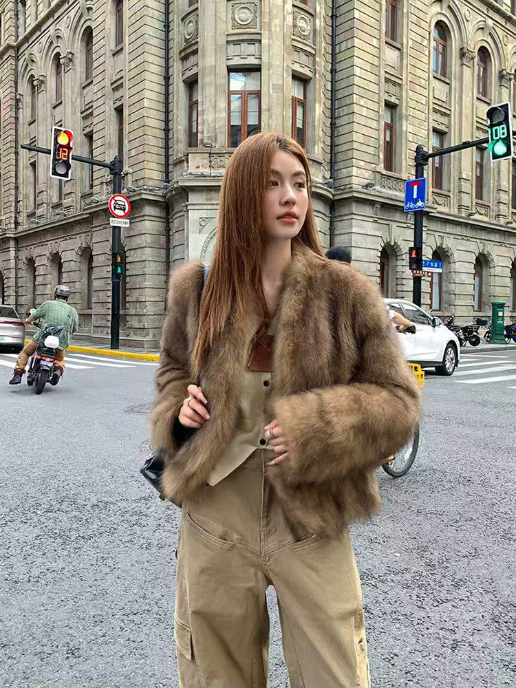 Manteaux en fausse fourrure tendance pour femmes, style Y2K, veste de luxe coréenne en fourrure de renard moelleuse, vêtement d'extérieur chaud et ample pour l'hiver, streetwear pour femmes.
