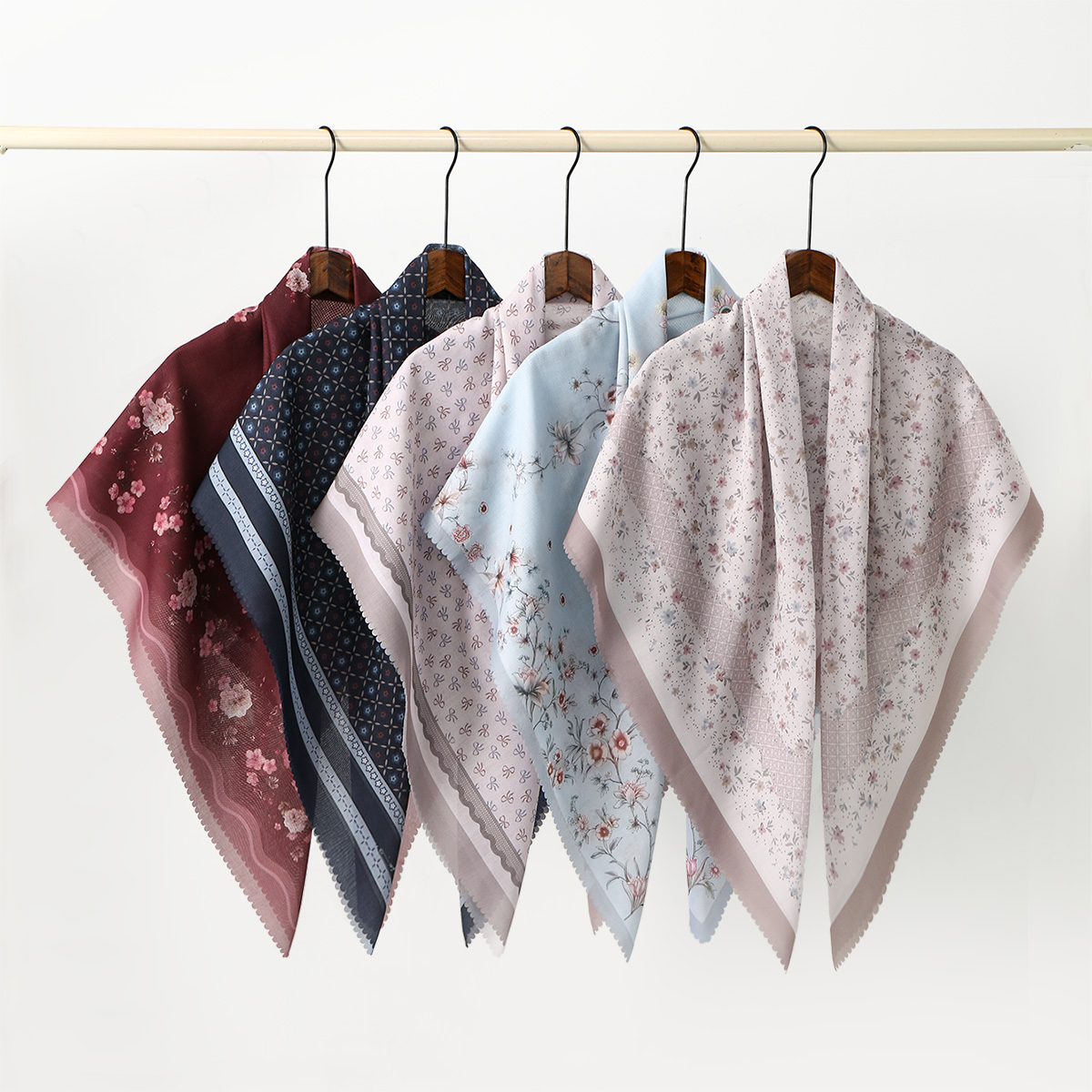 Foulard carré en Viscose ondulé imprimé Floral, Hijabs musulmans, Foulard en coton pour femmes, mode malaisie, mouchoir, 110x110cm