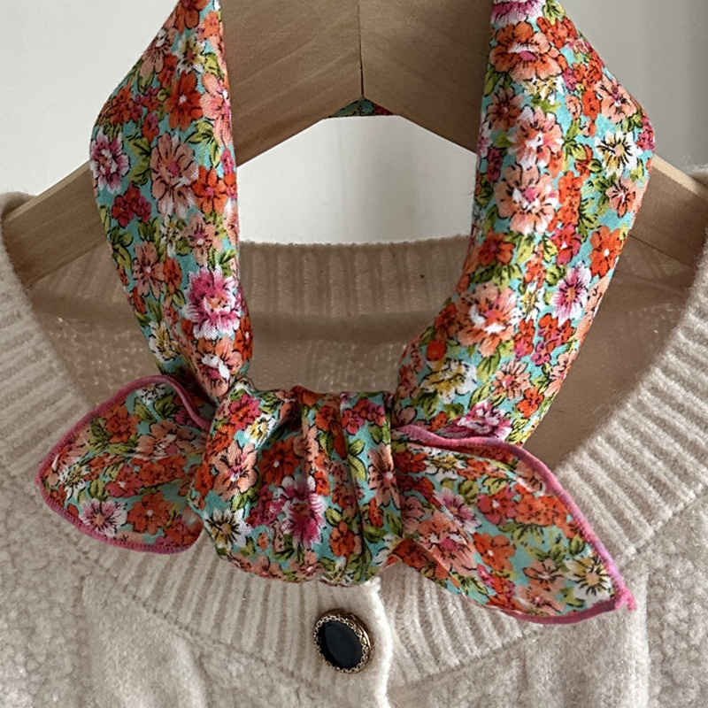 Écharpe en soie à imprimé floral printemps-été, petit foulard carré bohème pour femme, écharpe polyvalente pour le cou, bandeau, châle, accessoire polyvalent