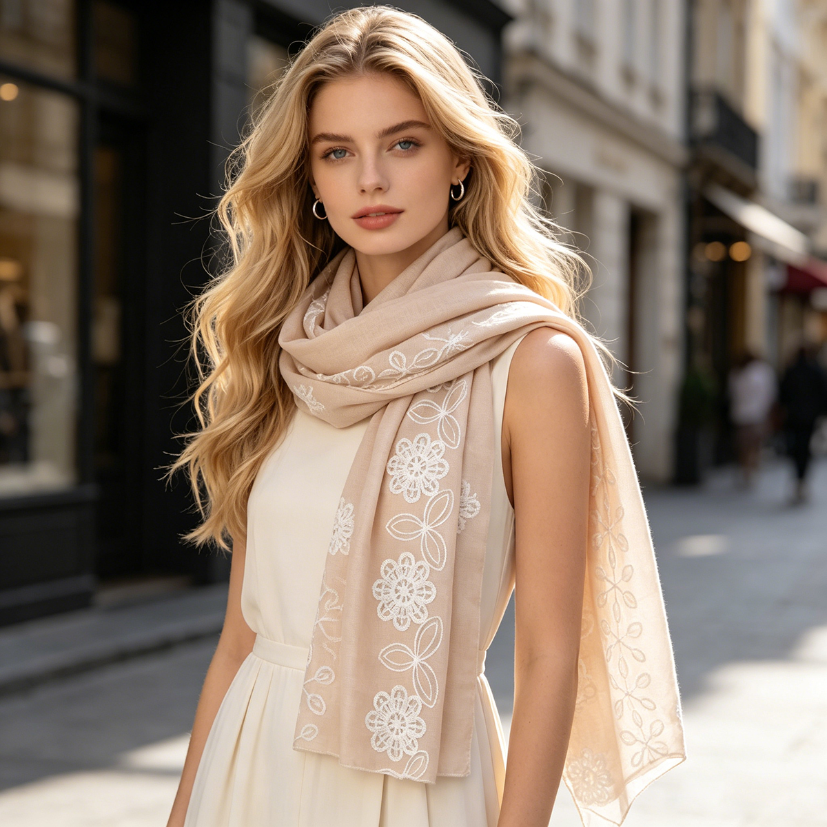 Écharpe florale brodée rose clair pour femmes, châle léger et doux, 180x88cm, foulard tendance pour tenues décontractées quotidiennes