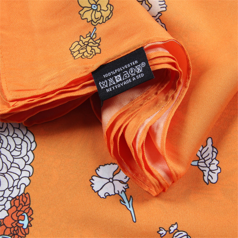 Foulard en soie Femmes Fleur Imprimé Cheval Carré Foulards Tête Echarpes Soie Foulards Femme Wraps Châles De Plage Bandana Dame Hijabs 90CM