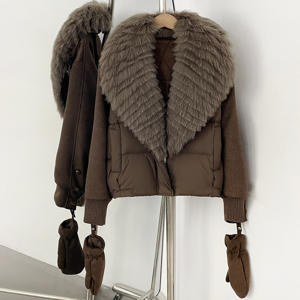 Doudoune d'hiver pour femme, chaude et épaisse, en duvet de canard, avec doublure rembourrée, coutures contrastées et col en fourrure véritable