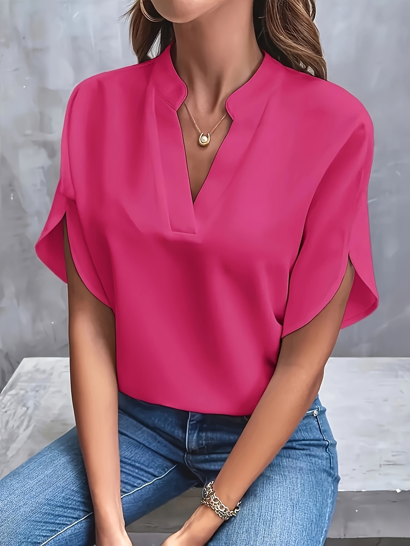 Grande taille 2024 été à manches courtes Blouse ample Femme décontracté dames col en V haut blanc femmes élégant Simple dames chemises Blouse