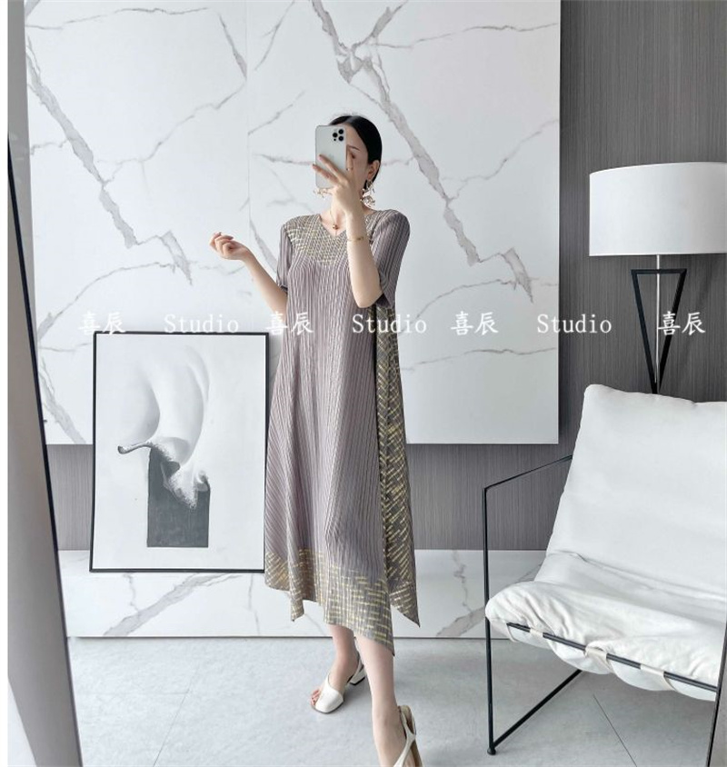 Robes longues printemps et automne vêtements grande taille a-ligne jupe longue plissée anneau imprimé mère robe femme ample haut de gamme robe